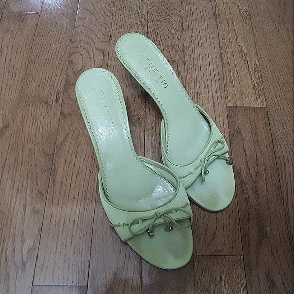 Bellofatto Shoes - Vintage designer Bellofatto green sandals